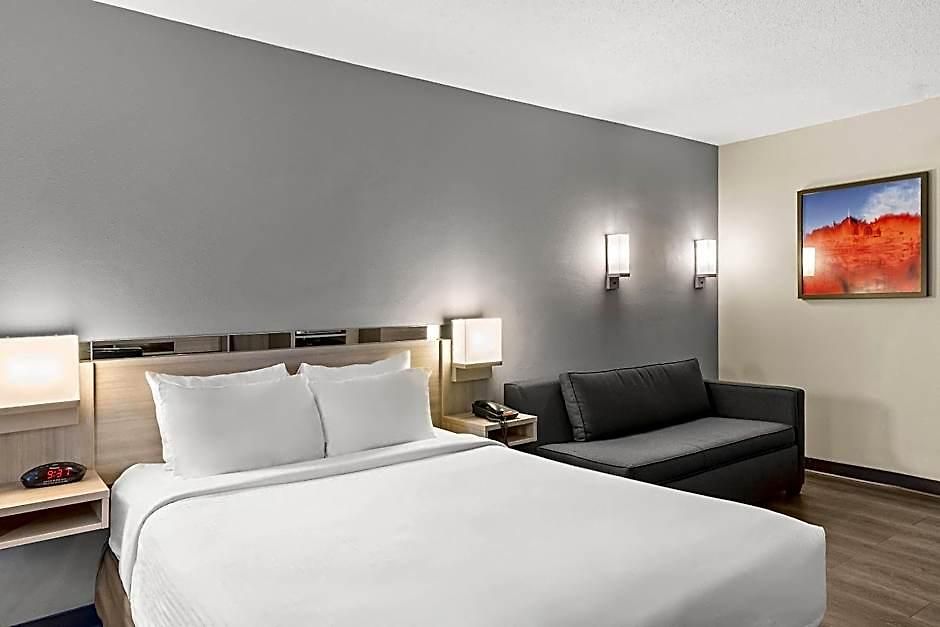 Microtel & By Wyndham 2* Nashville