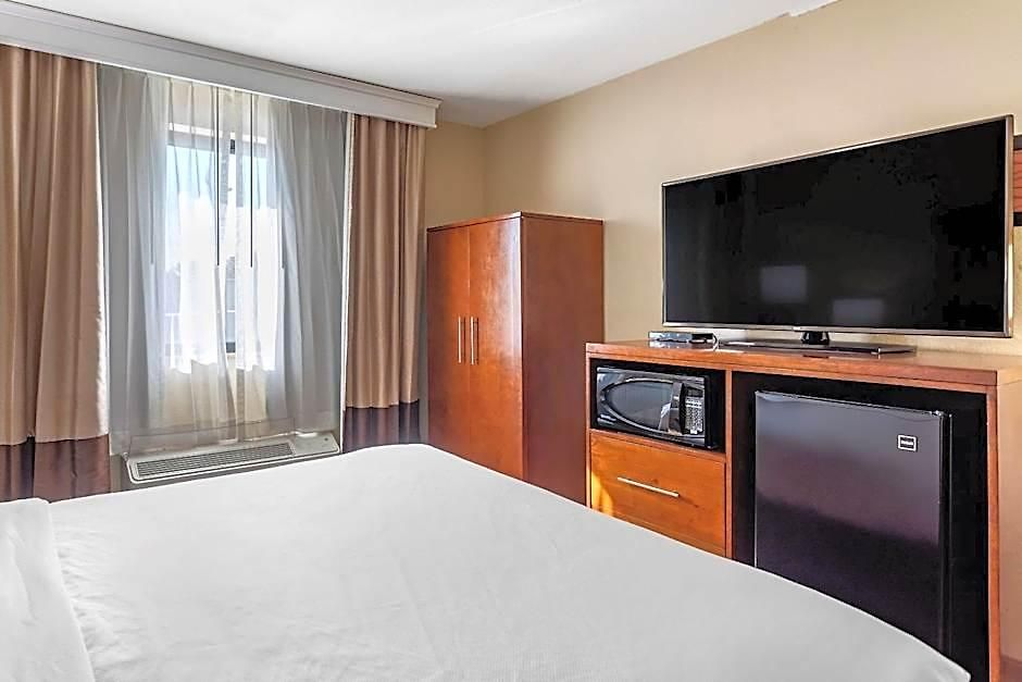Comfort West Inn