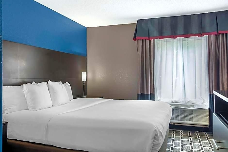 Comfort Airport - Bna Hotel 4*