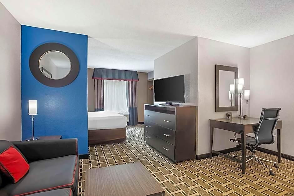 Comfort Airport - Bna Hotel 4*