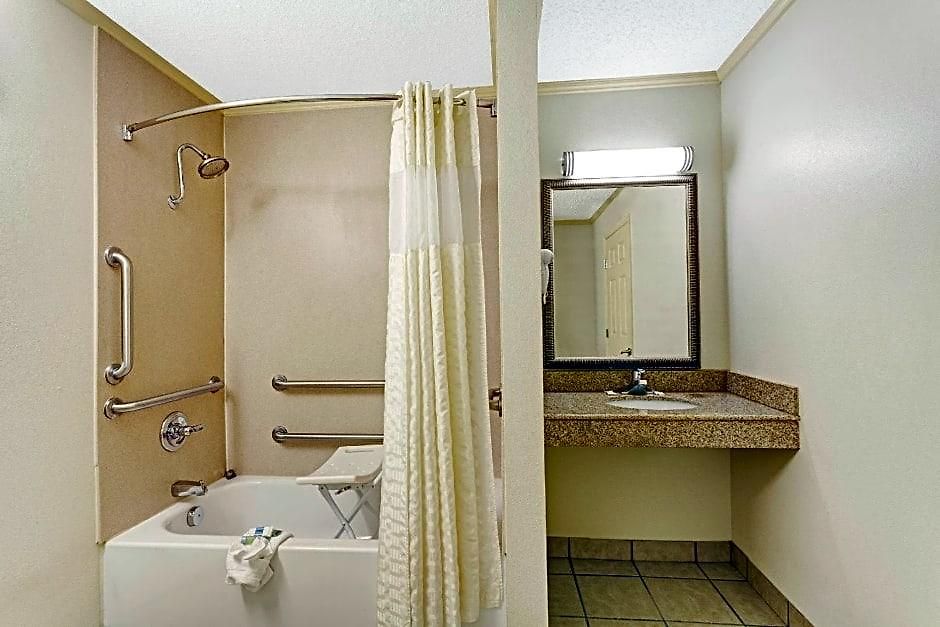 Knights - Downtown Hotel