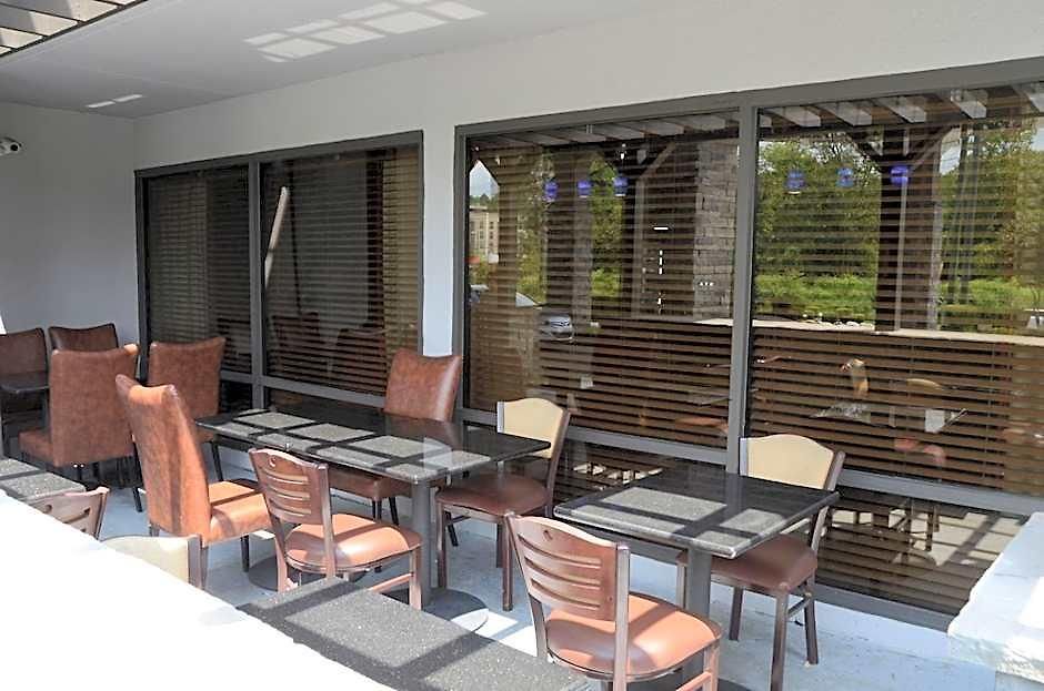 Baymont By Wyndham Airport Hotel 2*