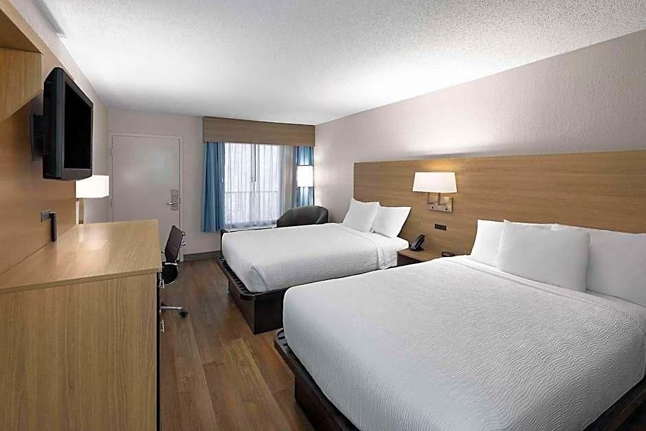 Baymont By Wyndham Airport Nashville