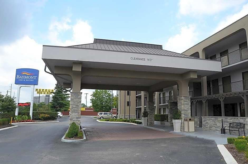 Baymont By Wyndham Airport Hotel