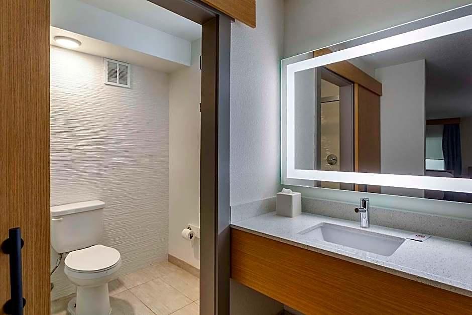 Comfort & Downtown - Stadium Hotel 4*