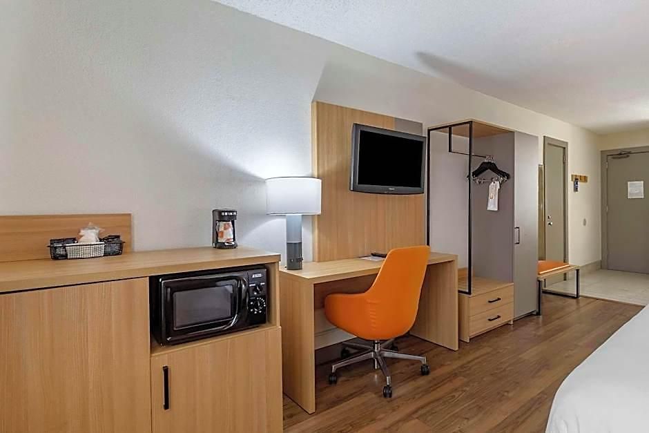 Comfort & Downtown - Stadium 4*