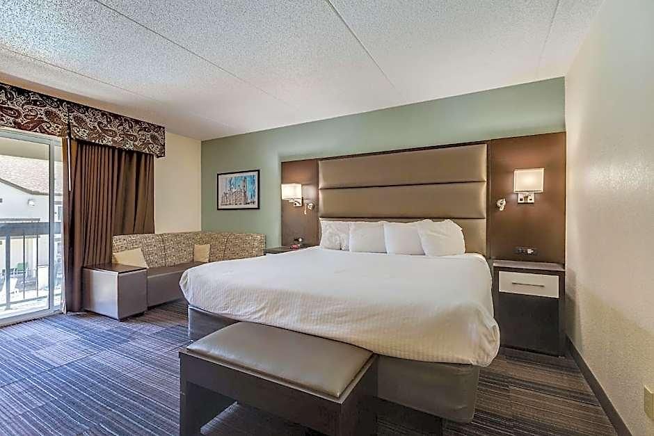 Hotel Club & Nashville