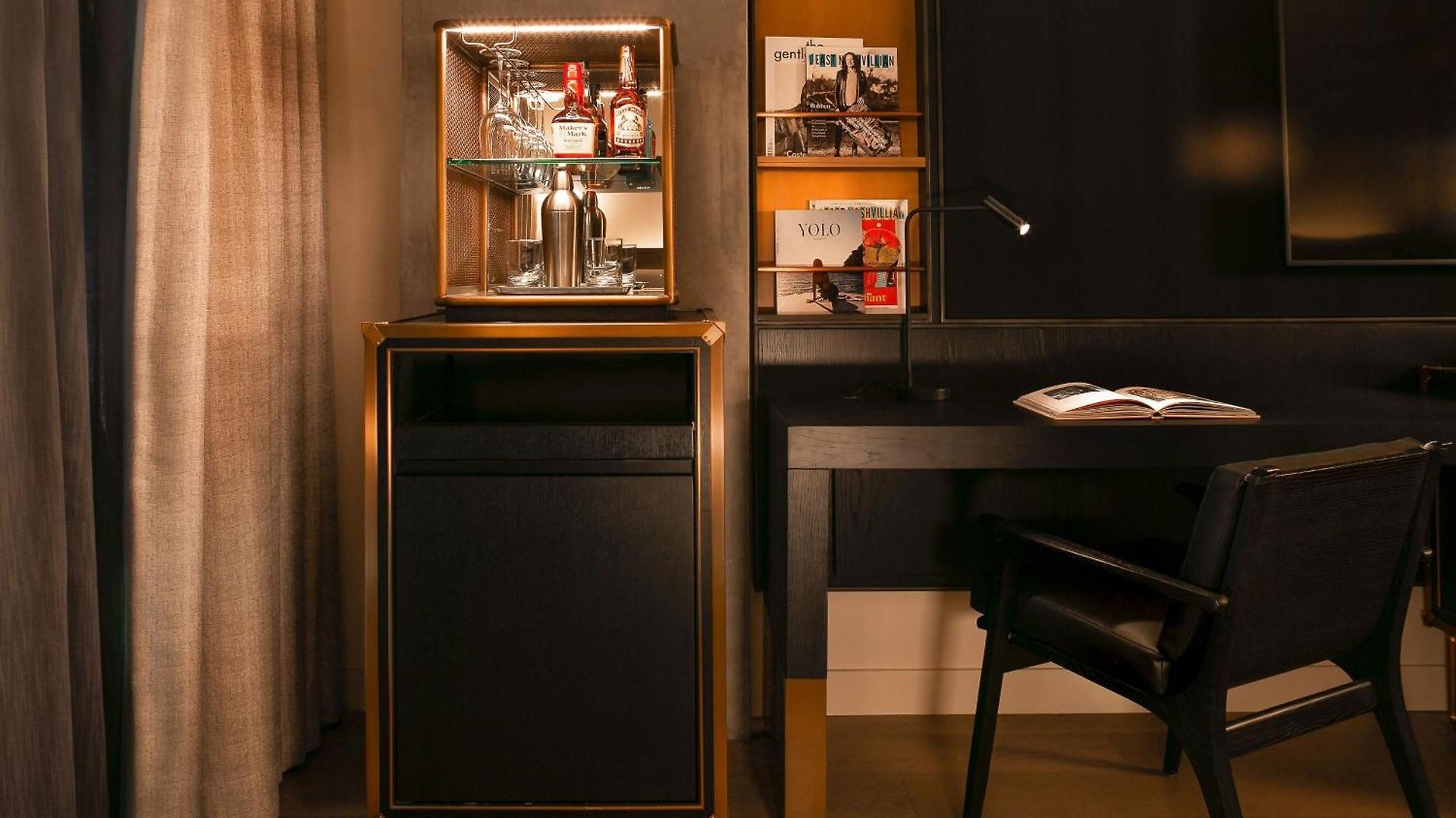W Hotel 5*