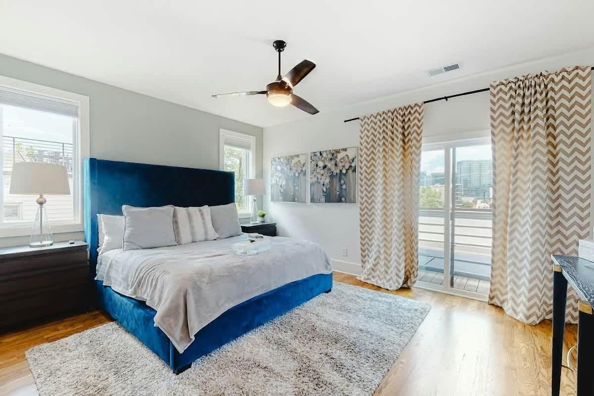 Fantasy Oasis * Nashville