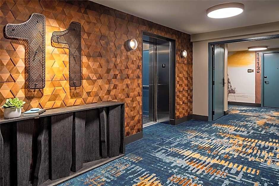 Caption By Hyatt Downtown 4*