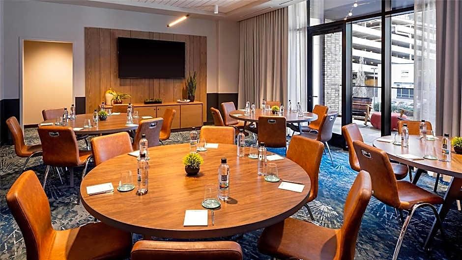 Caption By Hyatt Downtown Hotel 4*