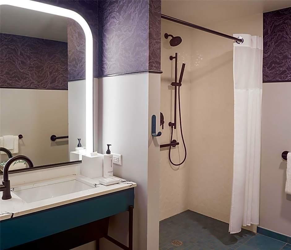 Caption By Hyatt Downtown Hotel 4*