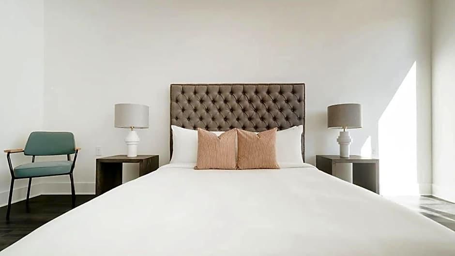 Hotel The Grove By Avantstay Stylish And Spacious Perfect For Groups