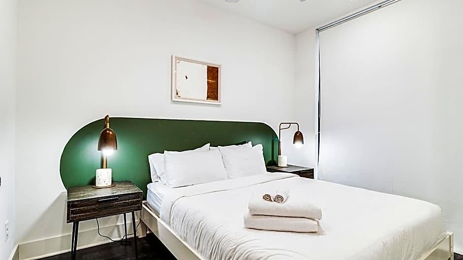 The Grove By Avantstay Stylish And Spacious Perfect For Groups