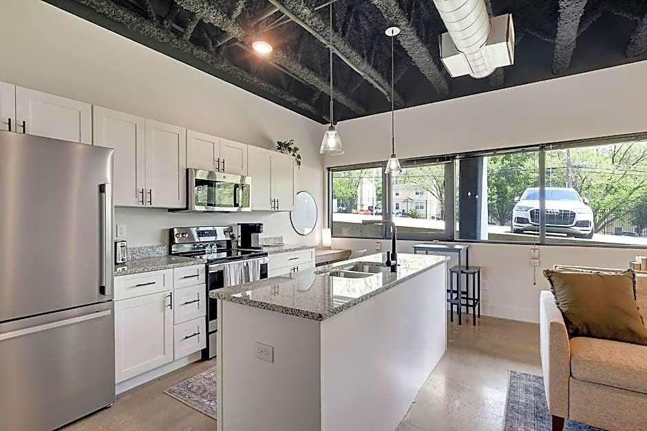 New With 2 Beds 7 Mins To Broadway Apartment