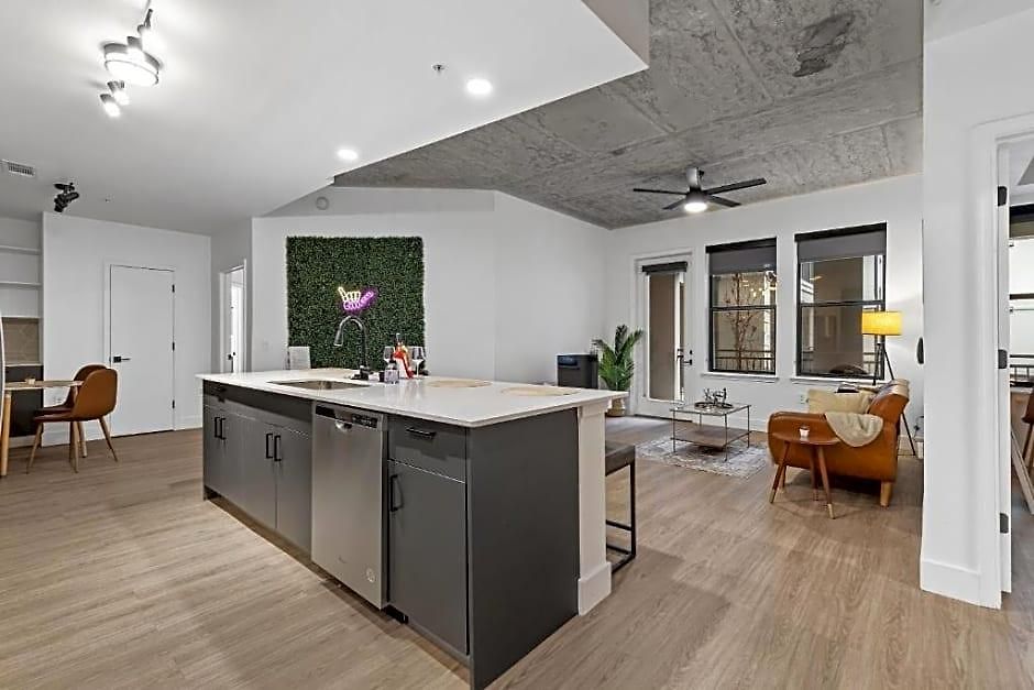 Hotel Cozysuites-midtown Nashville