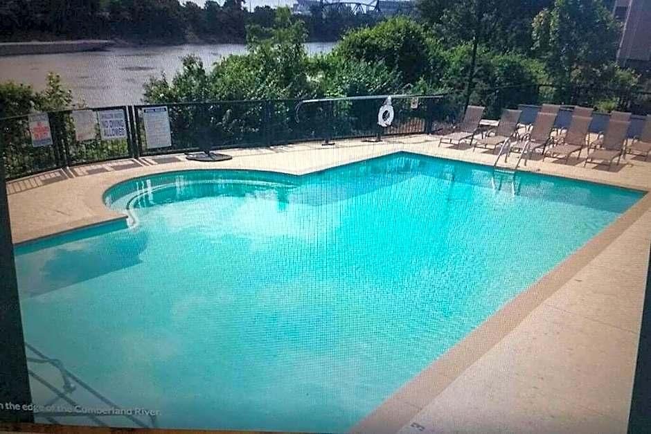 New Listing! Gorgeous Downtown Walk To On The River #3 Nashville
