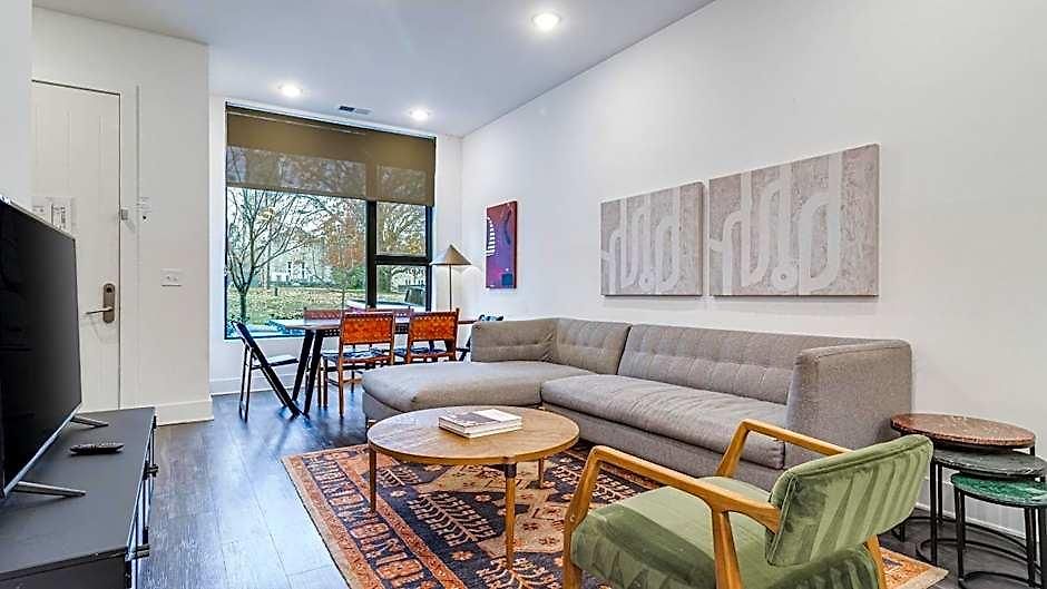 The Grove By Avantstay Stylish And Spacious Perfect For Groups 3*