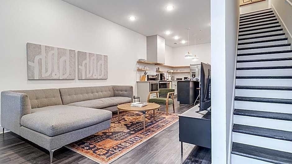 The Grove By Avantstay Stylish And Spacious Perfect For Groups Nashville