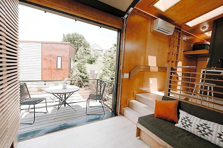 Ironwood Grove, Tiny House Aparthotel
