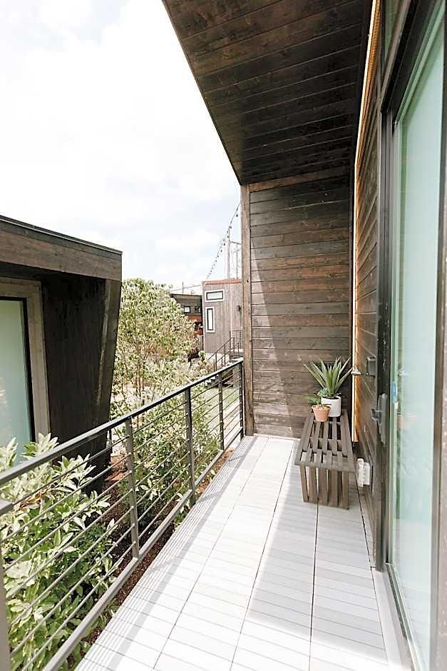 Ironwood Grove, Tiny House Aparthotel Nashville