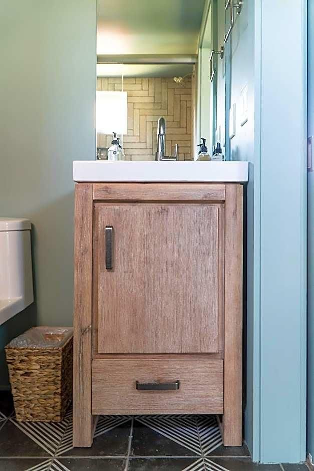Ironwood Grove, Tiny House