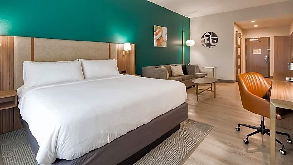 Hotel Airport By Ihg