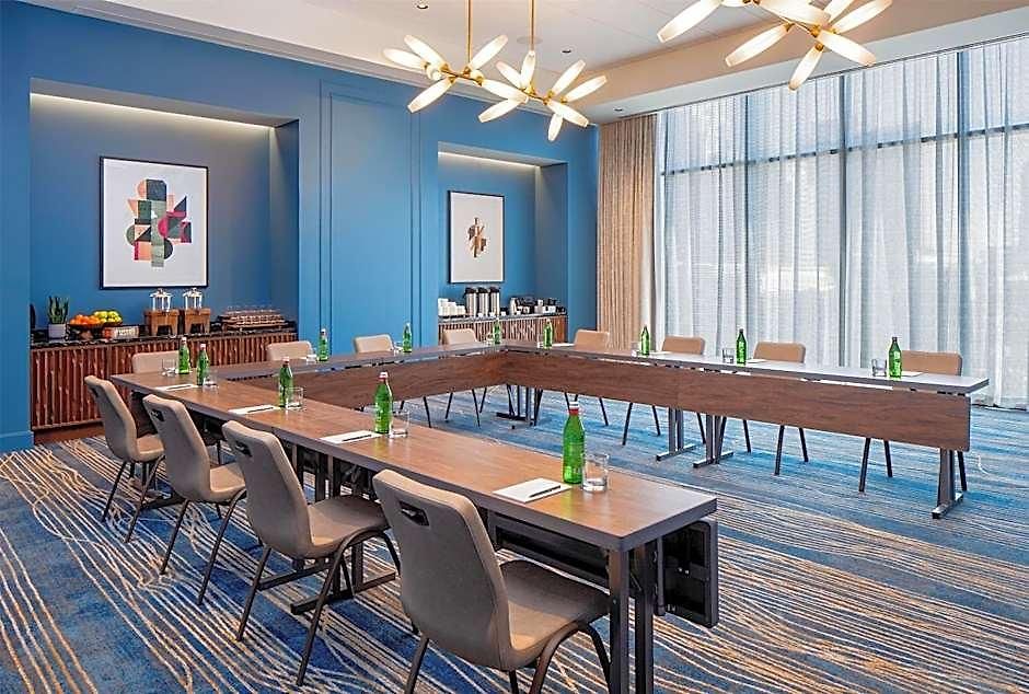 Tempo By Hilton Downtown 3* Nashville
