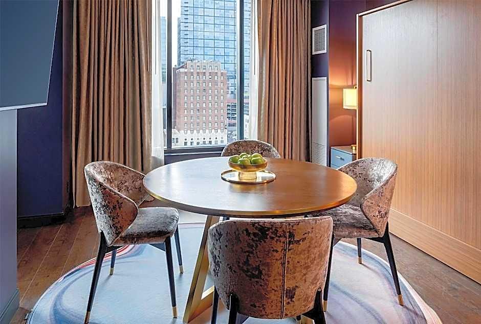 Hotel Tempo By Hilton Downtown Nashville