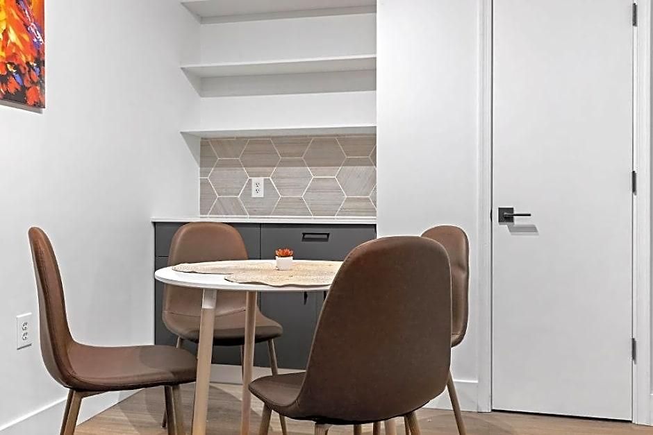 Hotel Cozysuites-midtown 3*