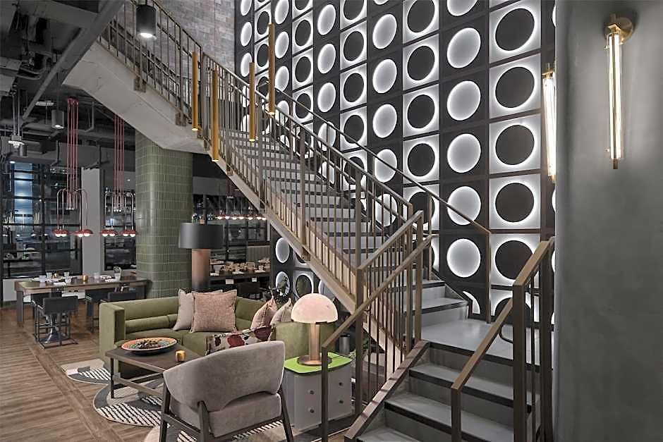 Motto By Hilton Downtown Hotel 4*