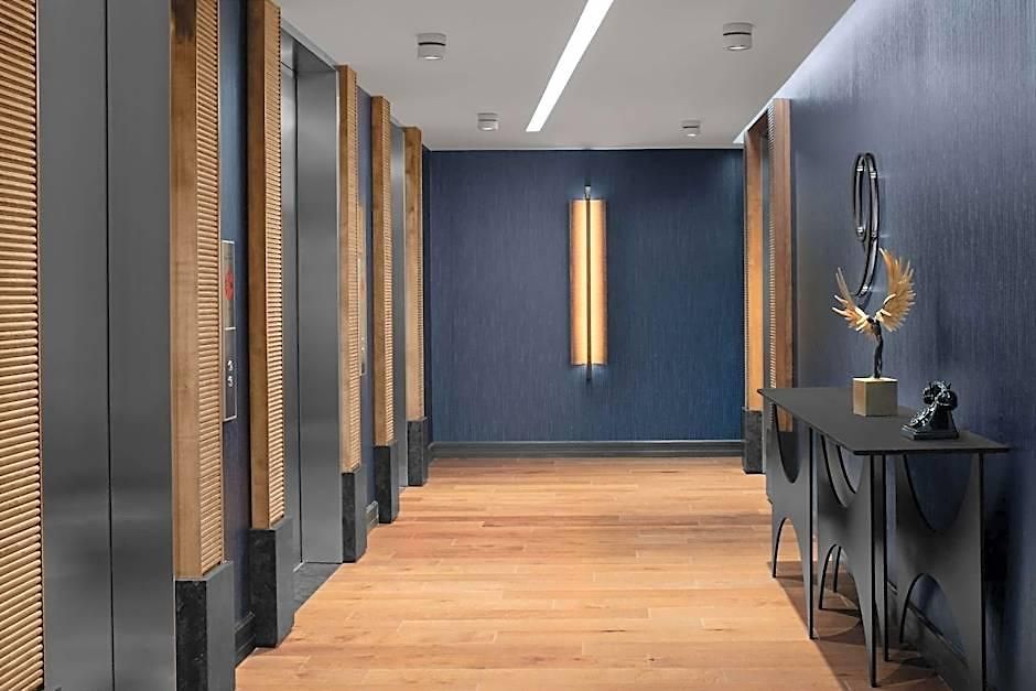 Fraye Nashville, Curio Collection By Hilton Nashville