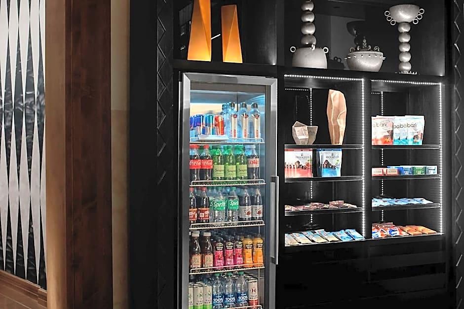 Hotel Fraye Nashville, Curio Collection By Hilton