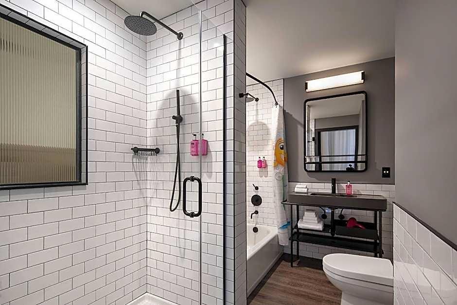 Moxy Vanderbilt Area 3* Nashville