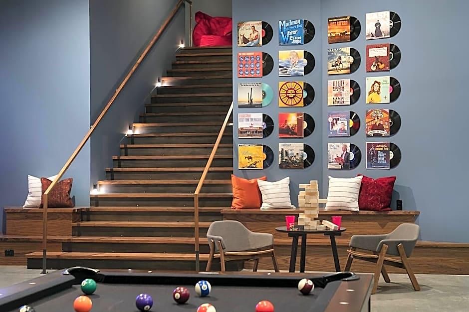 Hotel Moxy Vanderbilt Area Nashville