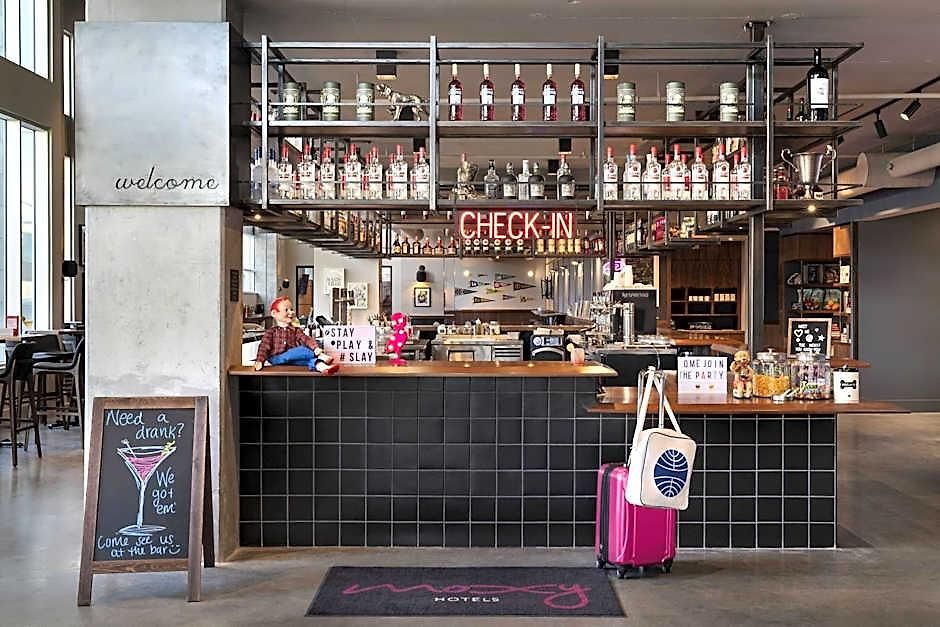 Moxy Vanderbilt Area Nashville