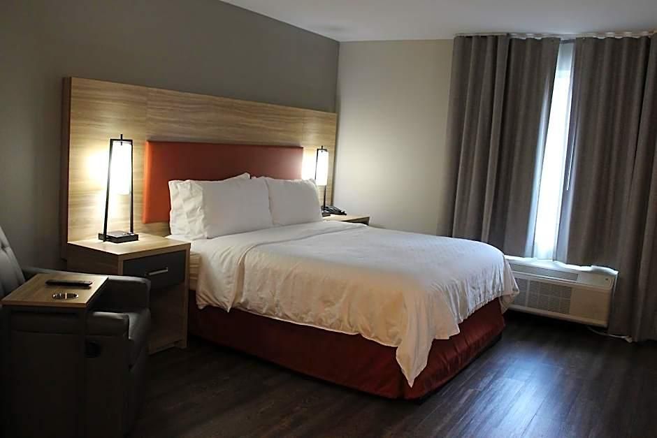 Hotel Candlewood - South By Ihg 3*