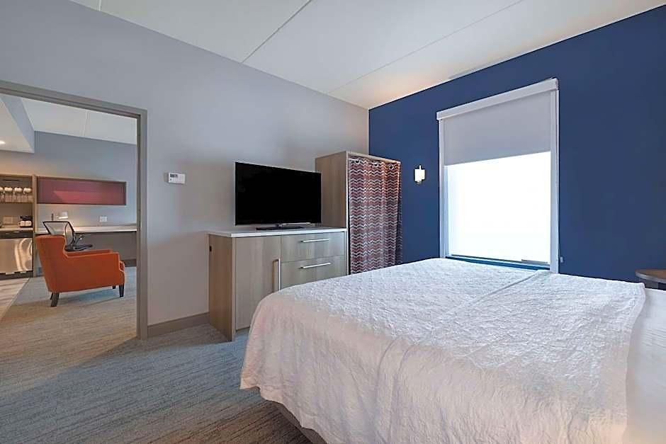 Home2 By Hilton Downtown-metrocenter Hotel