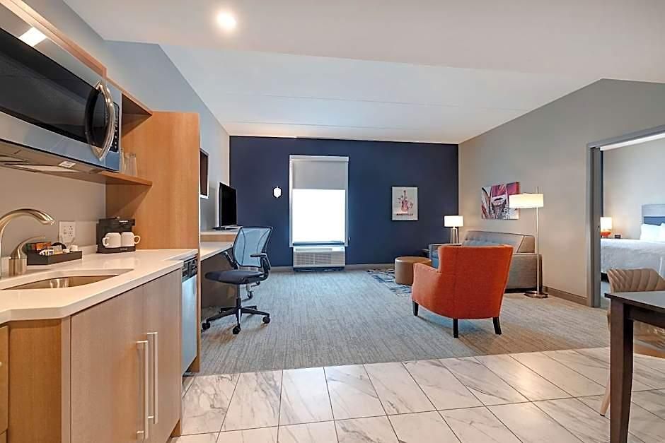 Home2 By Hilton Downtown-metrocenter