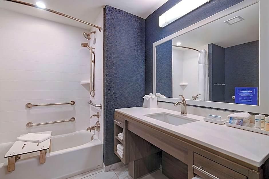 Home2 By Hilton Downtown-metrocenter Hotel