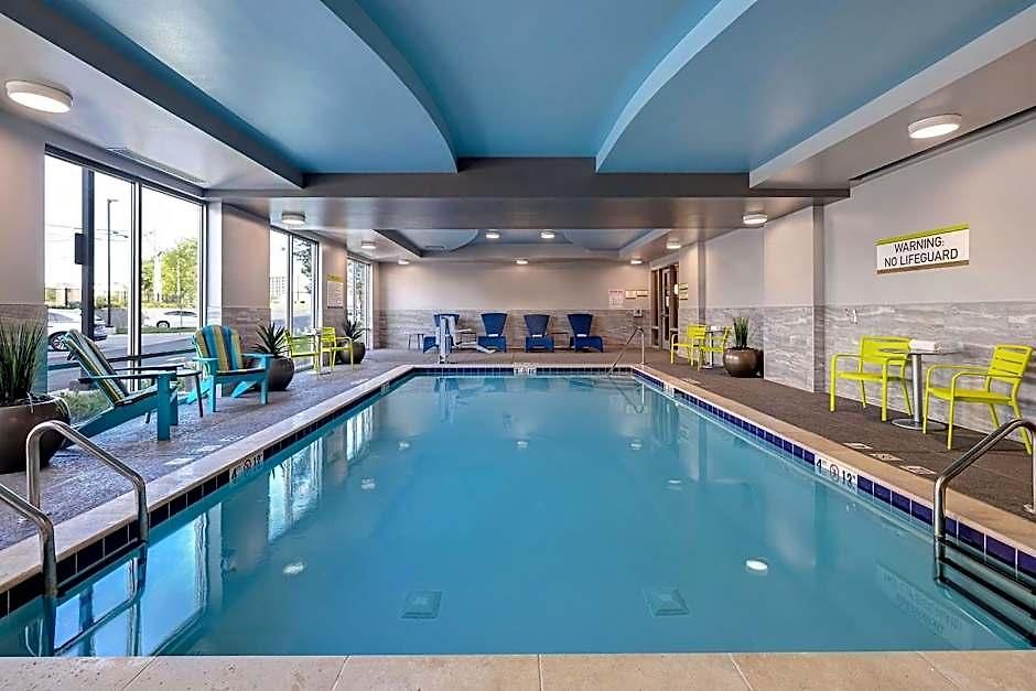 Hotel Home2 By Hilton Downtown-metrocenter 3*