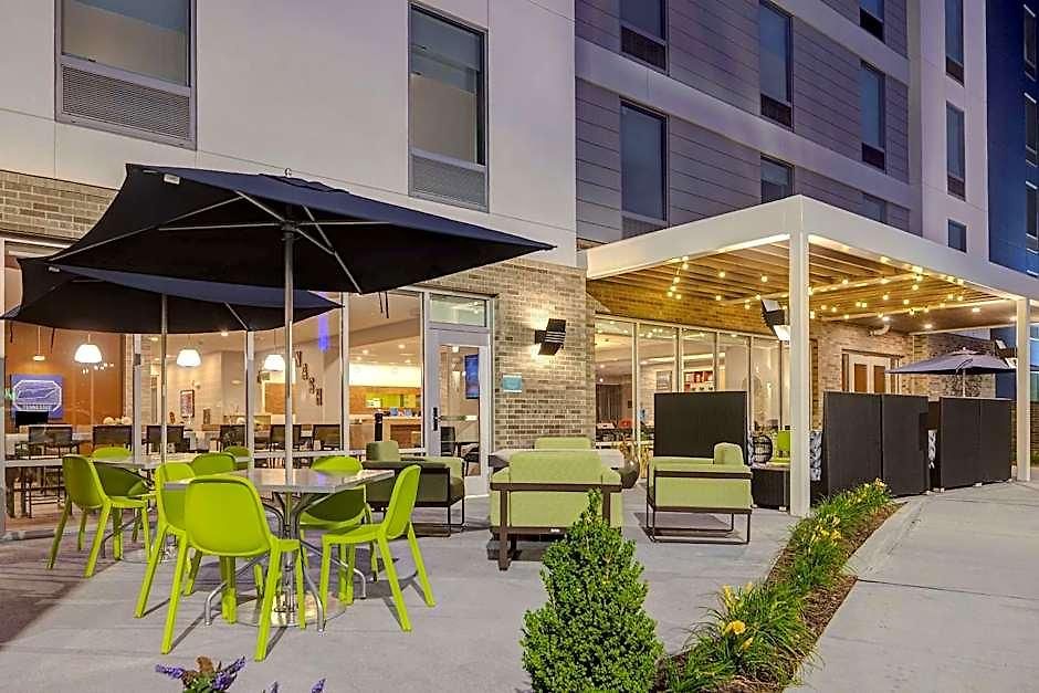Home2 By Hilton Downtown-metrocenter Hotel 3*