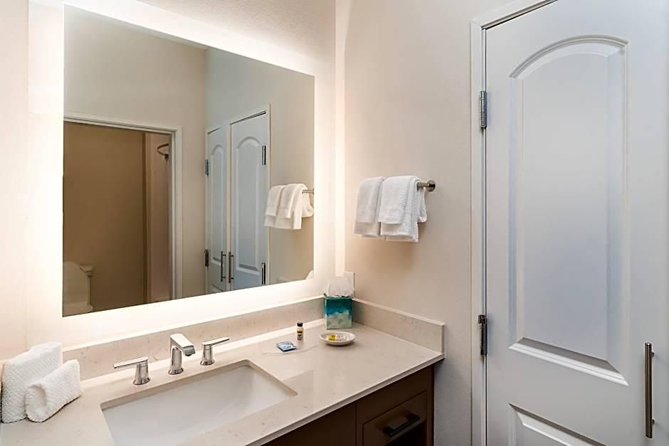Hotel Staybridge - Vanderbilt Area By Ihg
