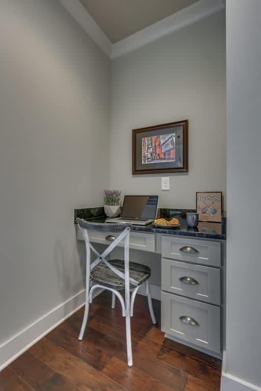 Holiday home Spacious 4 King Belmont 2 Living Walk To Belmont & Vanderbilt Large Dining Table Smart Tvs Parking 24 Hr Hospitality Near Music Row & The Gulch 2 Miles To Broadway