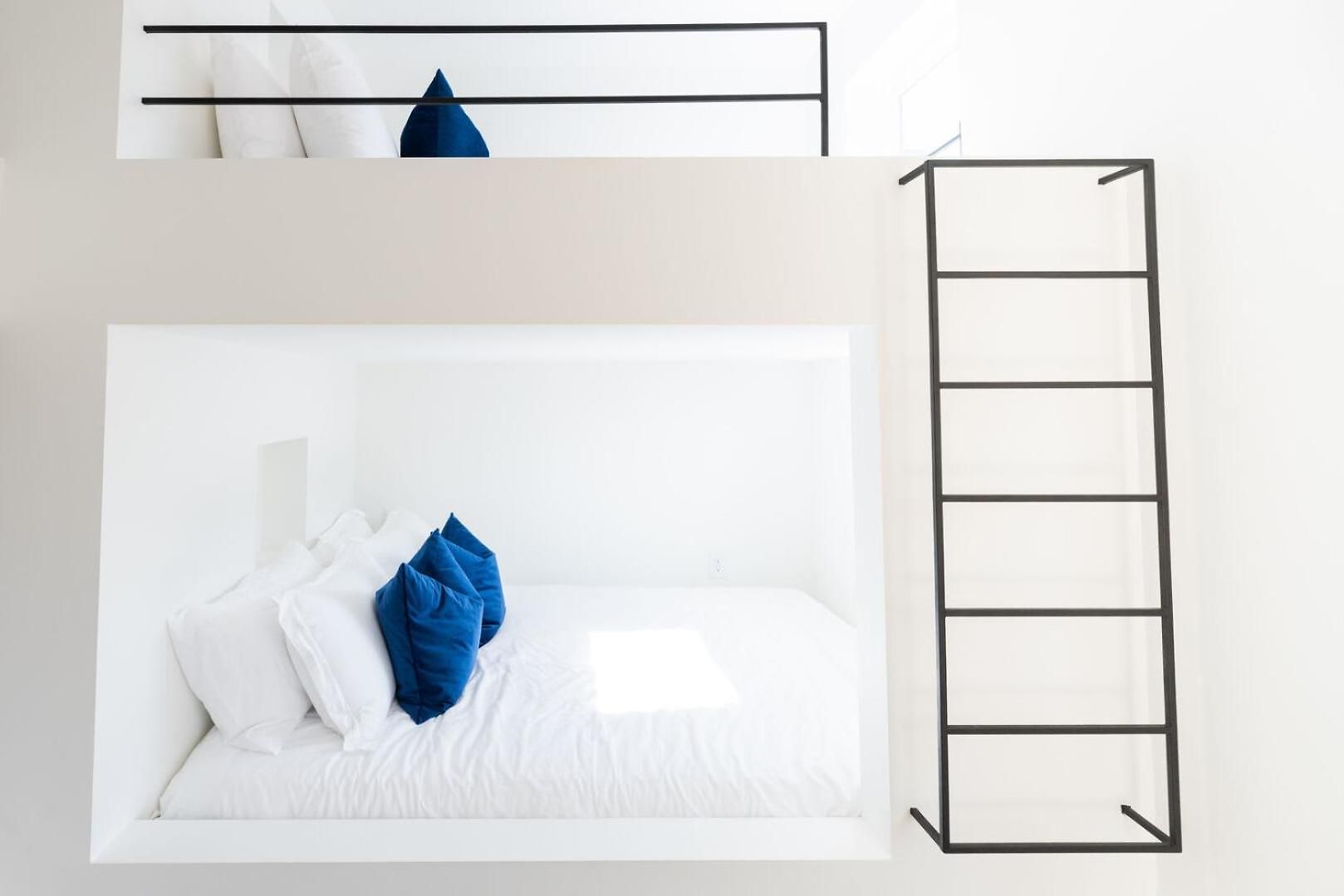 Nash Chic Near Dt Rooftop Luxe Comfort Holiday home