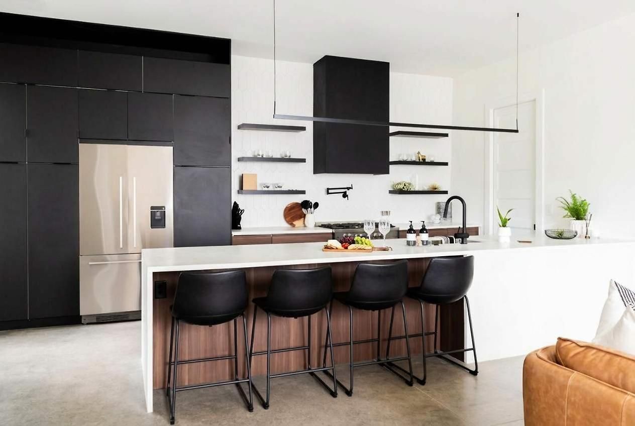 Nash Chic Near Dt Rooftop Luxe Comfort Holiday home *