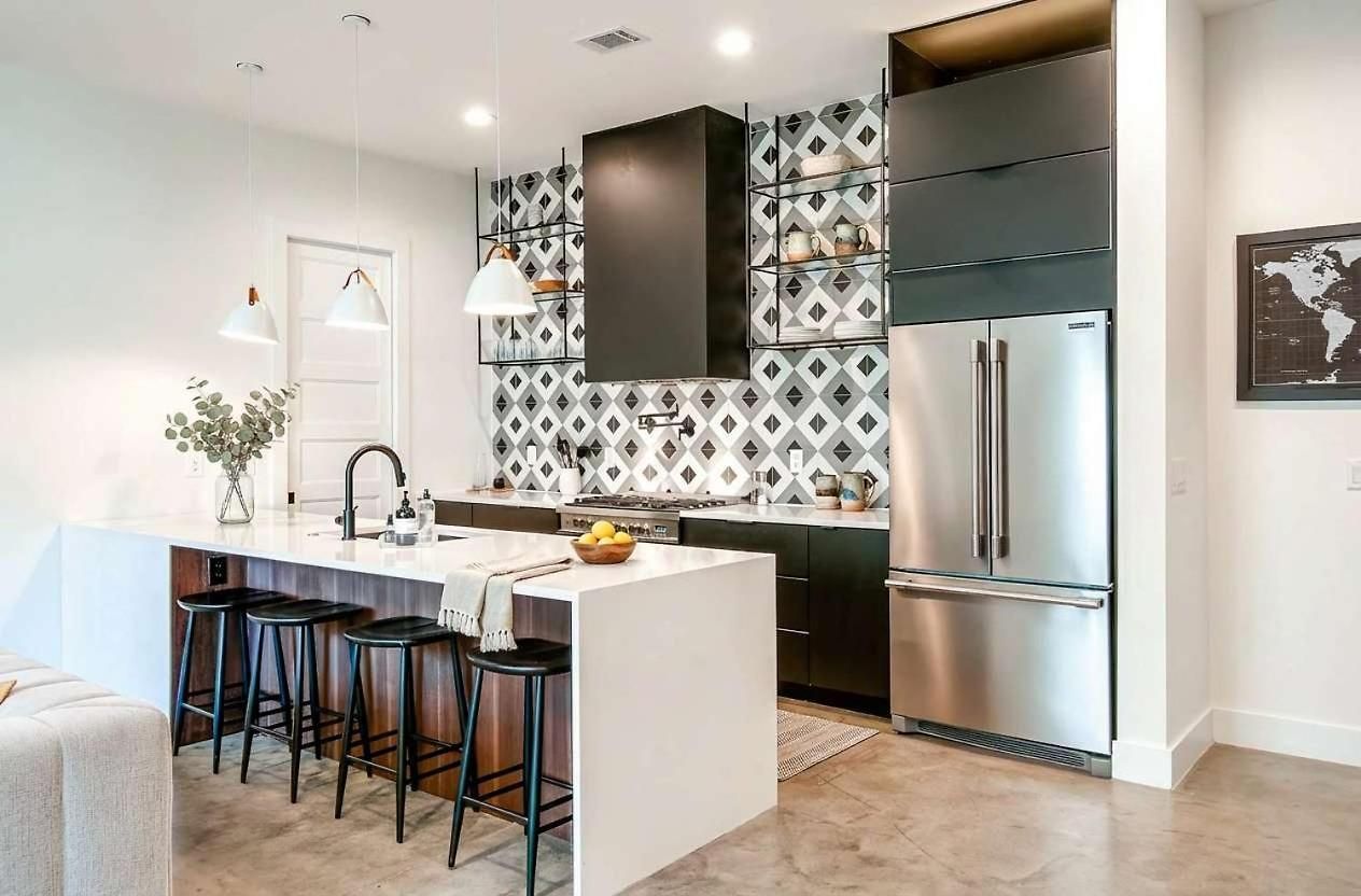 Close To The Gulch - Book Today *