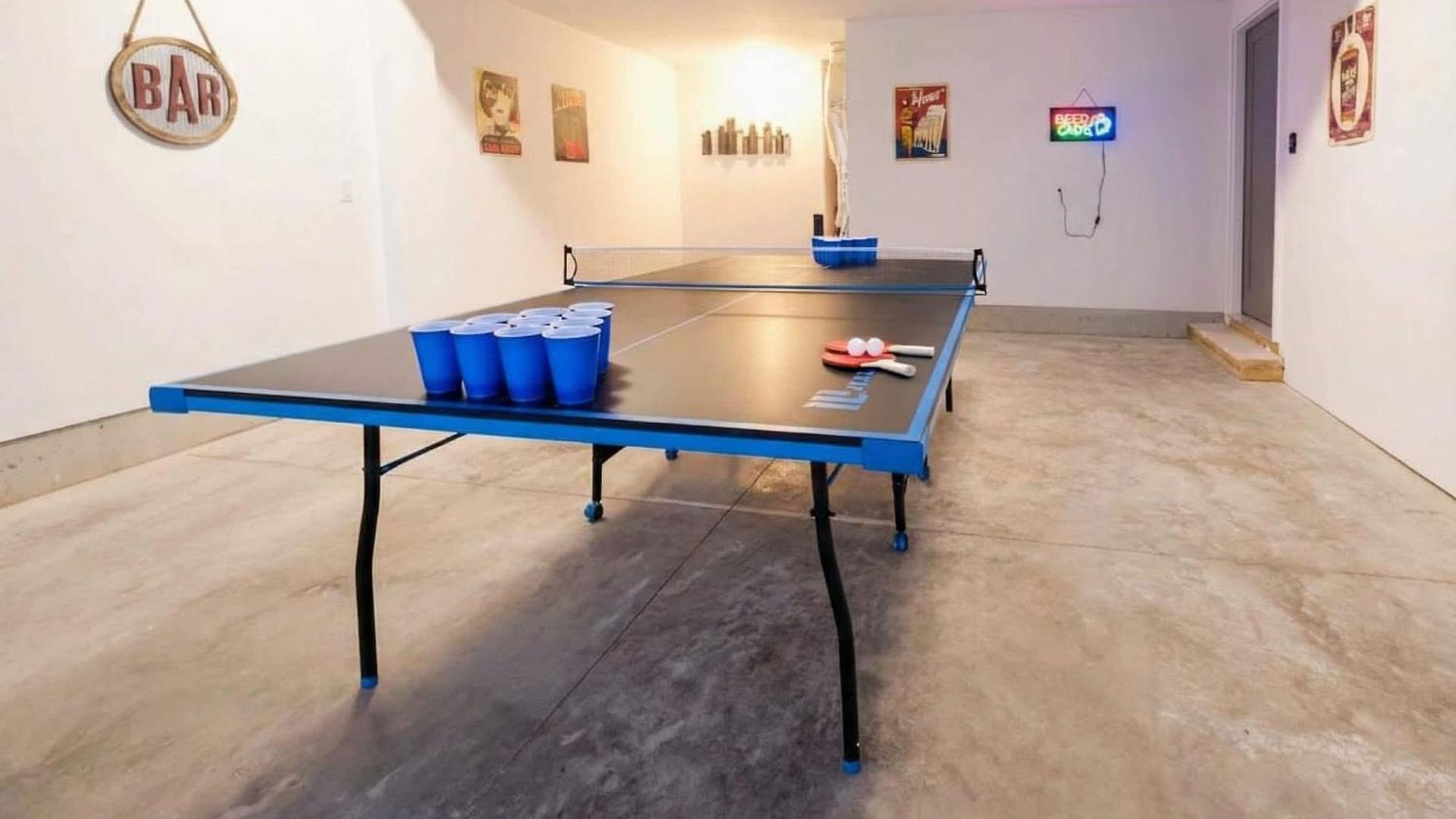 Downtown Luxury - 10 Beds & Free Parking *