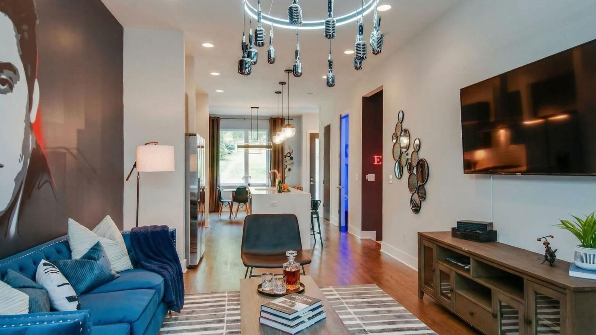 King & Queen 2 Homes - 24 Beds Views *
