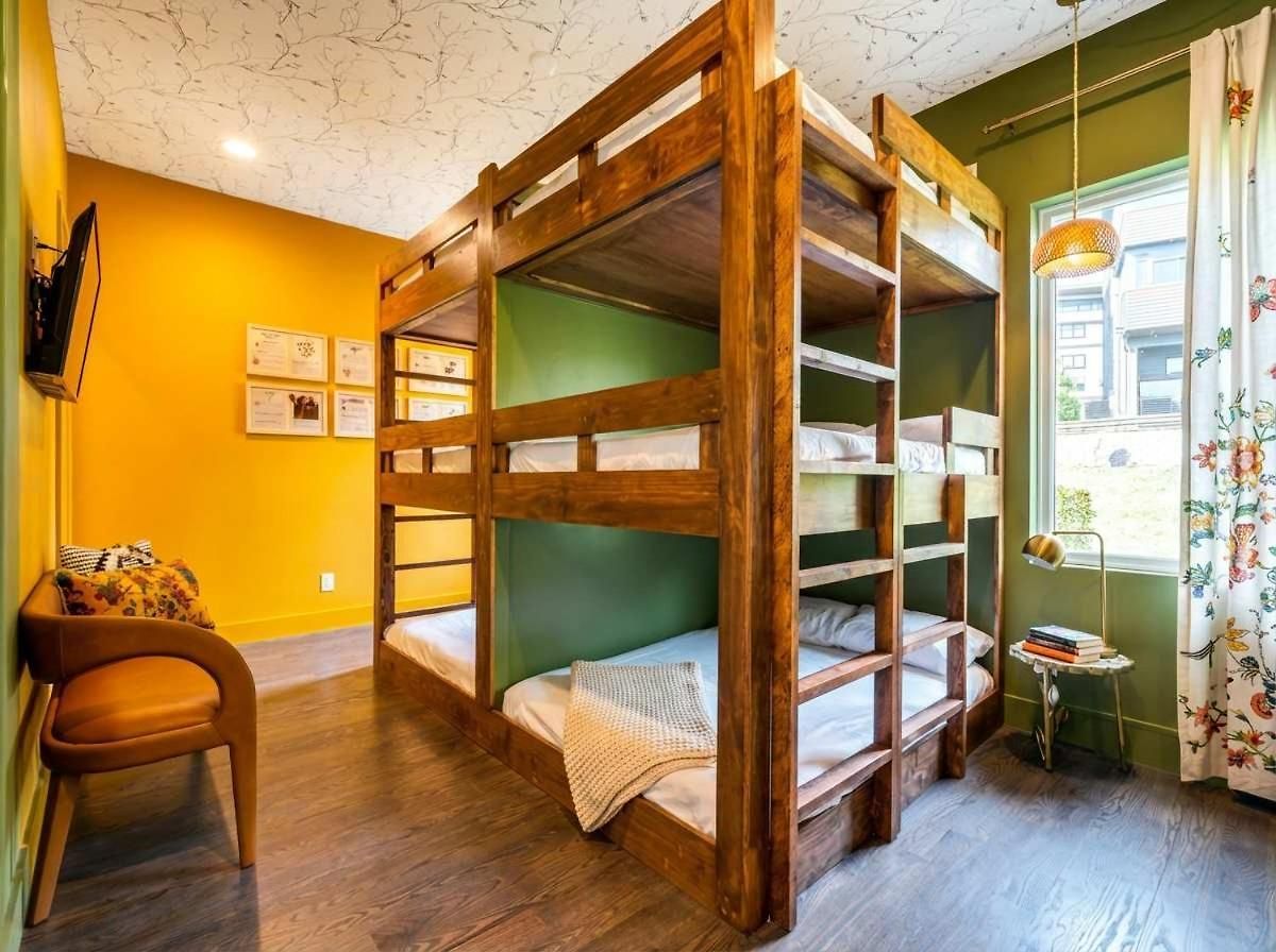 Holiday home New Nash Eras - Rooftop Decks With Hot Tub - 15 Beds Nashville